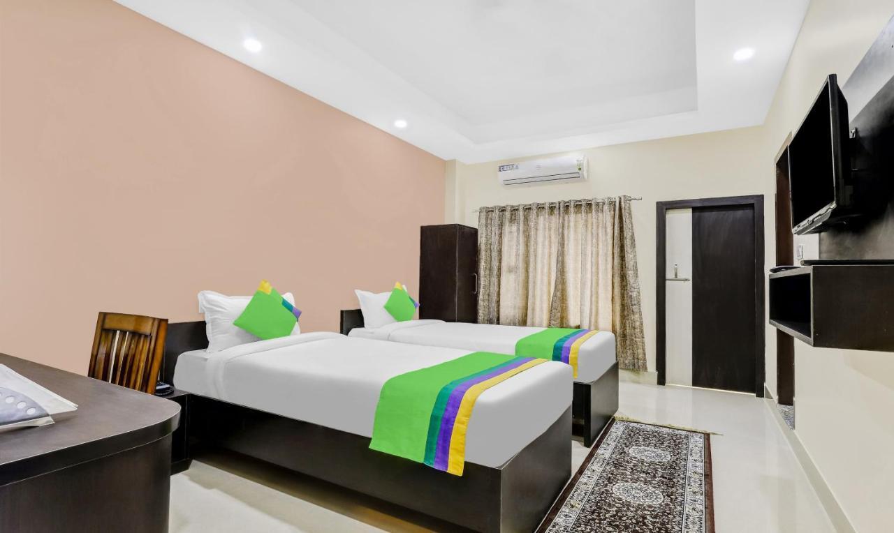 Treebo Hotel Mobi Vip Airport Guwahati Exterior foto
