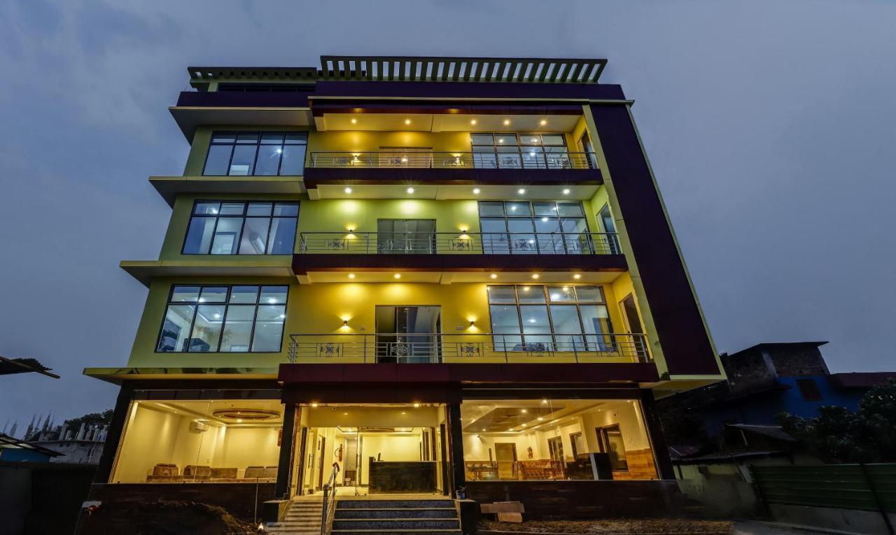 Treebo Hotel Mobi Vip Airport Guwahati Exterior foto